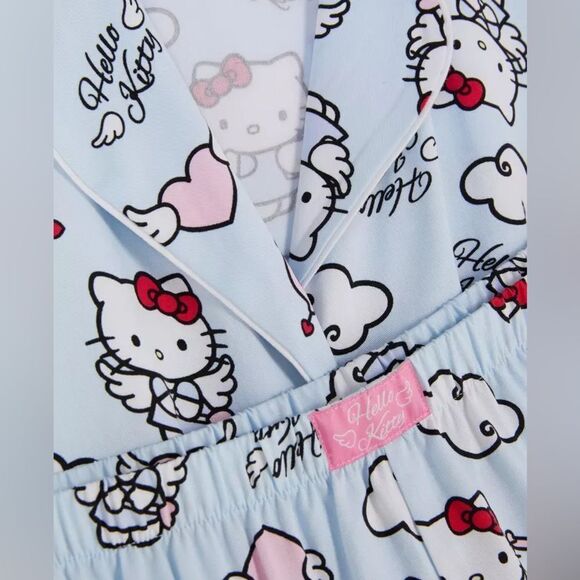 Hello Kitty Shirt And Shorts Pajamas - Picture 5 of 5